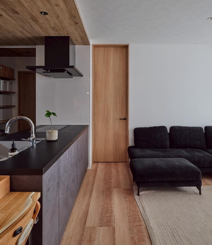 #ひのき住宅 タグ付 Instagram ダイニング側から見た キッチンやリビング