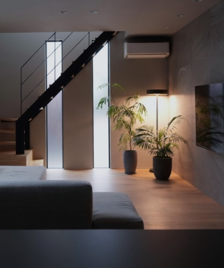 #ひのき住宅 タグ付 Instagram living room.  キッチンからの眺め。