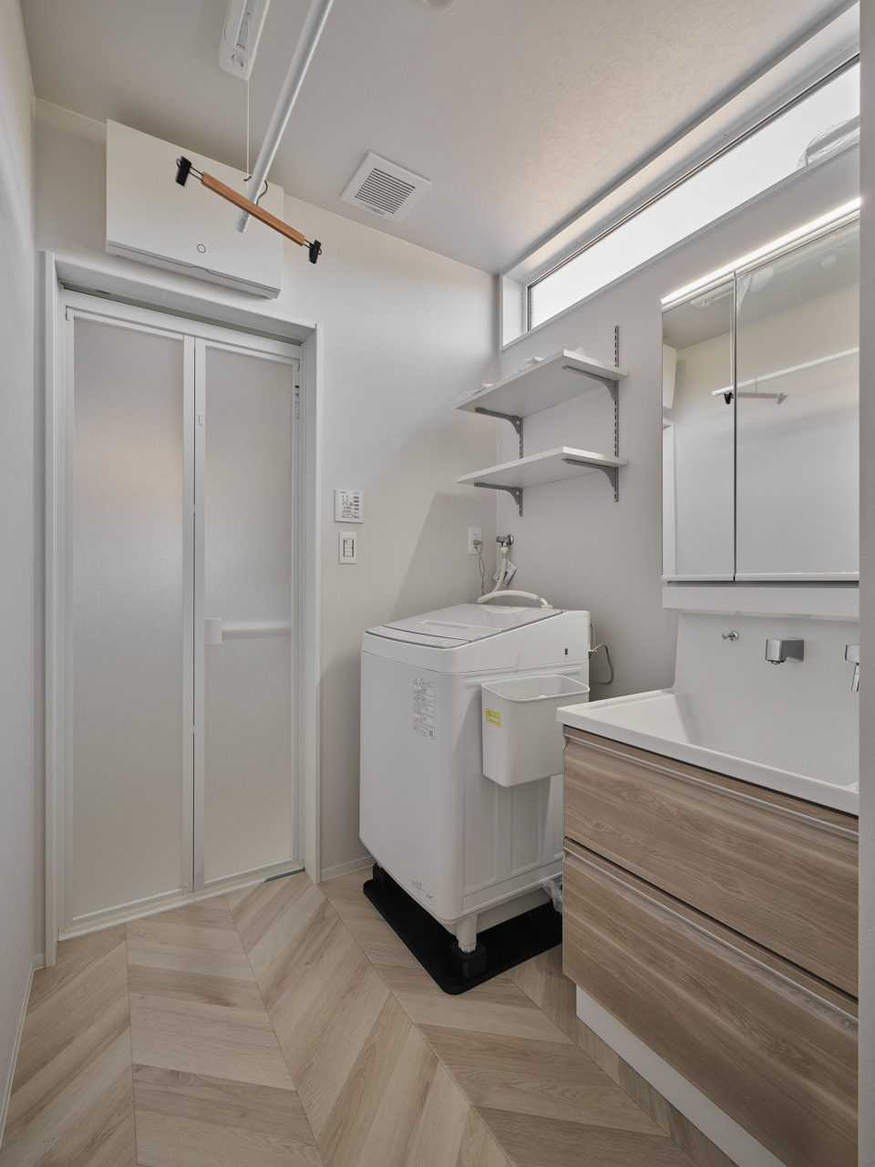 光と影が織りなす、上質な静寂。