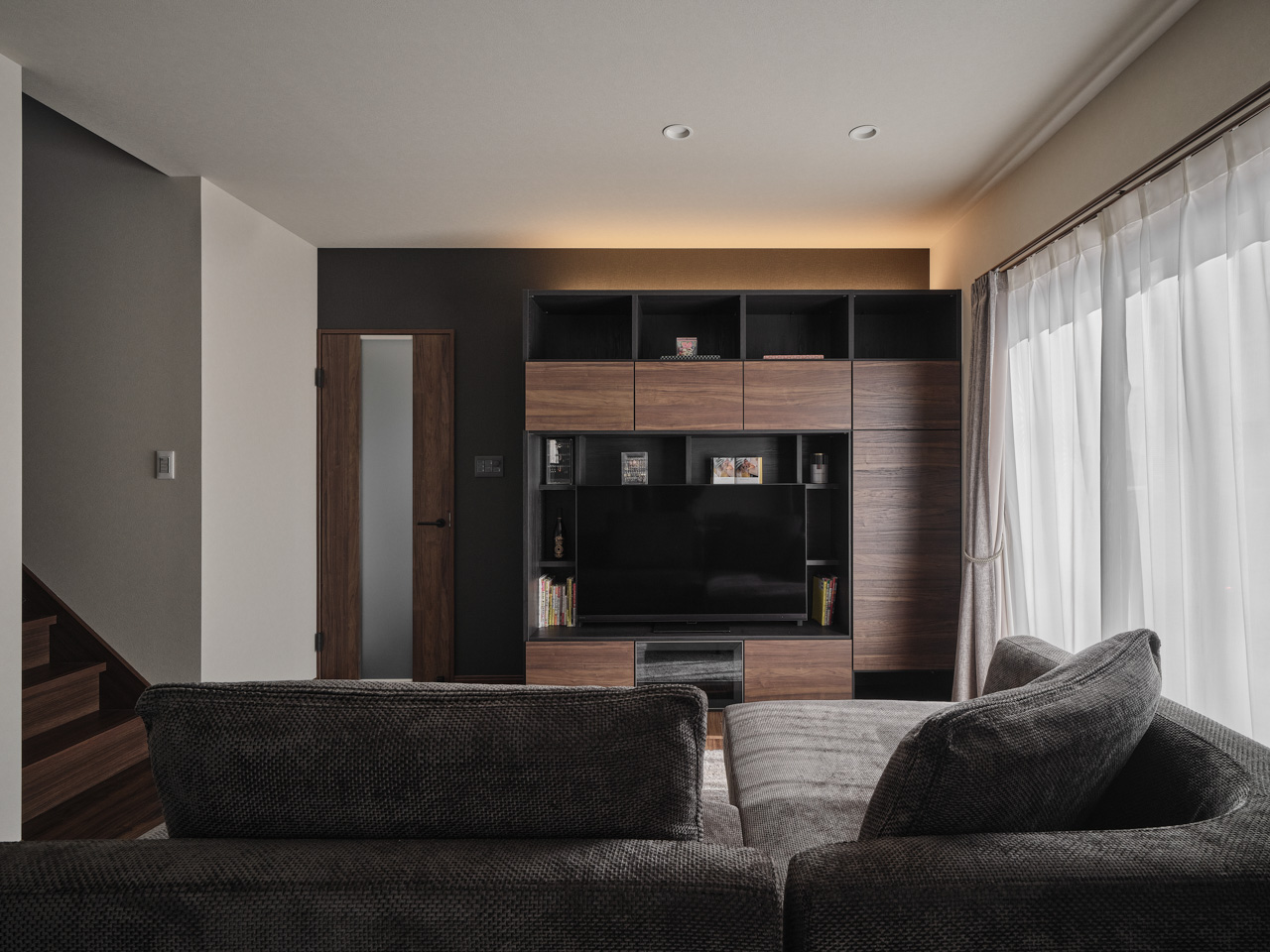 光と影が織りなす、上質な静寂。