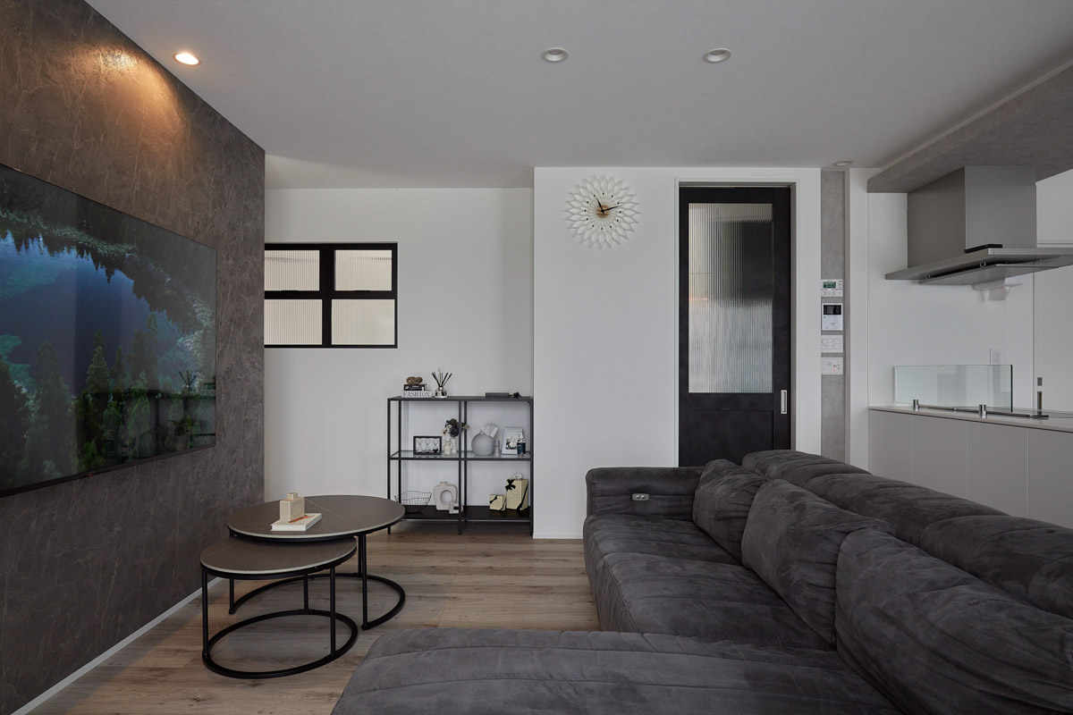 開放的な玄関から始まる１日