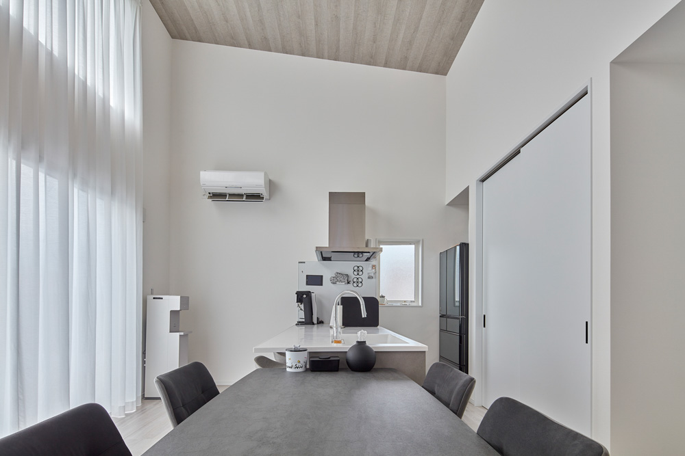 皆が集う明るいLDK