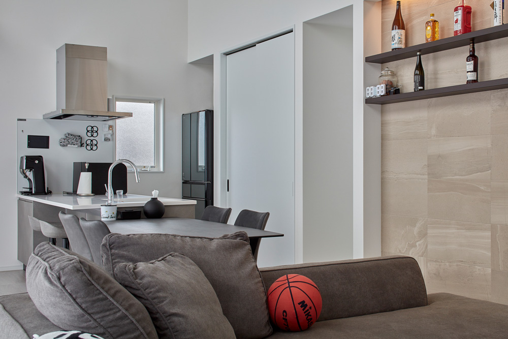 皆が集う明るいLDK