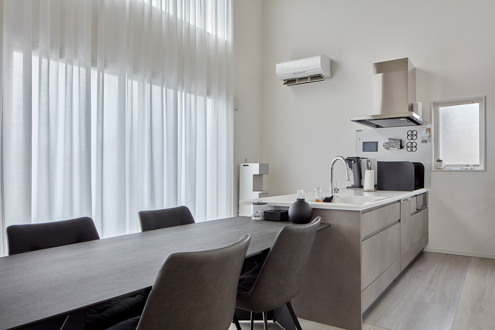 皆が集う明るいLDK