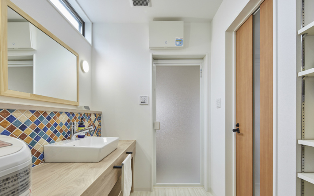 造作内装とナチュラルモダンの家