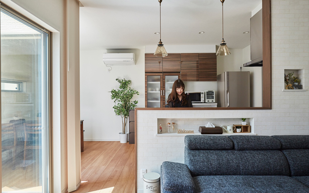 プライベートな中庭と過ごす家