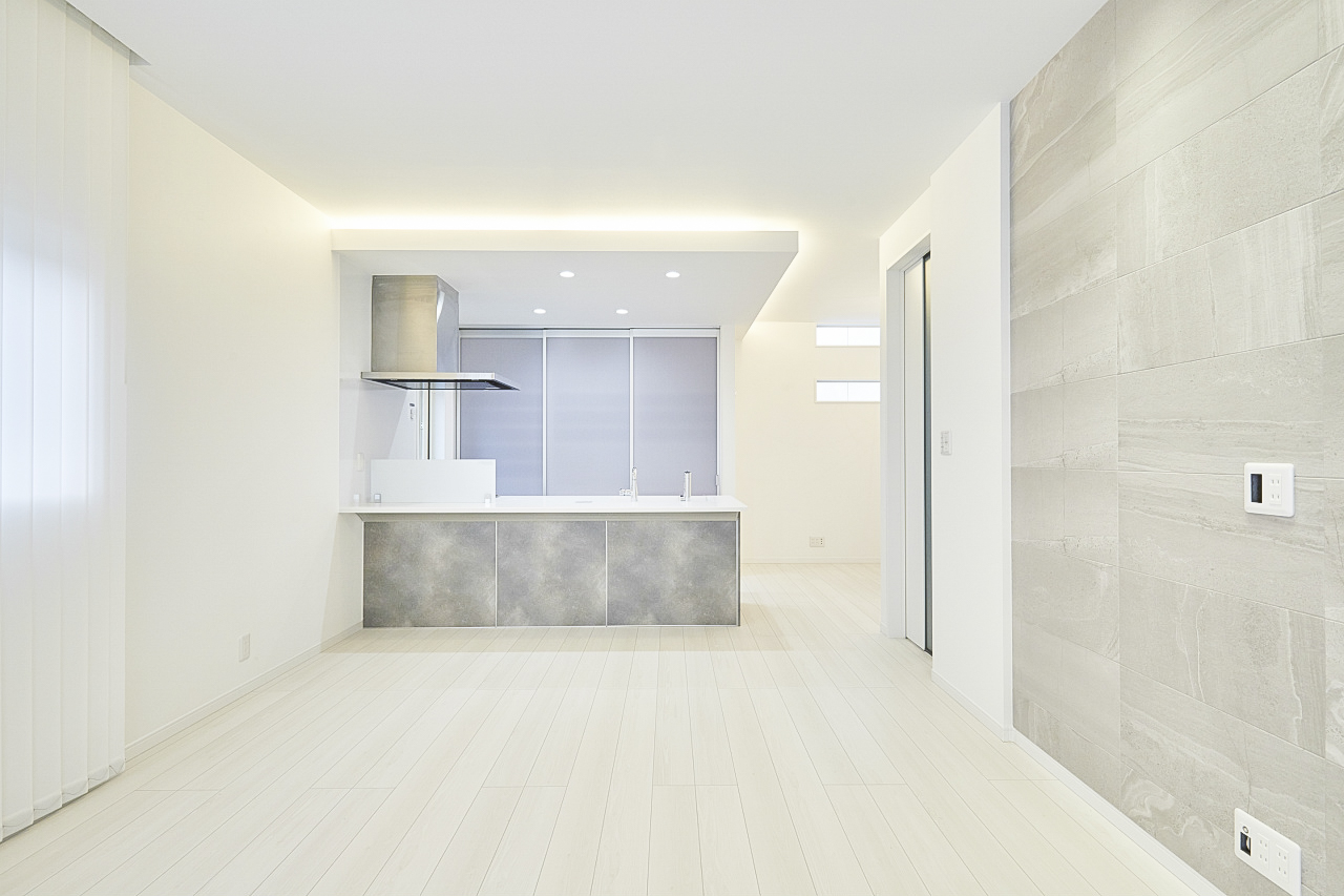 白を基調にしたシンプルモダンの家