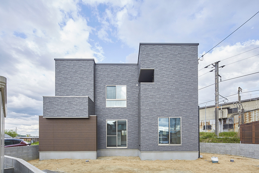 採光に優れたコの字型の家