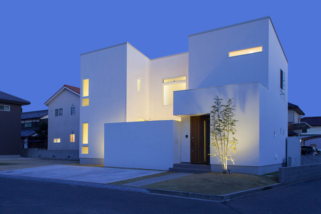 天、覗む。空、掴む。
