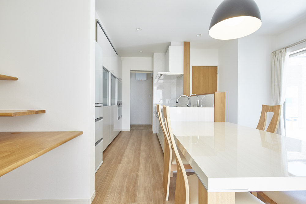 開放的に暮らすブリーダーさんの家