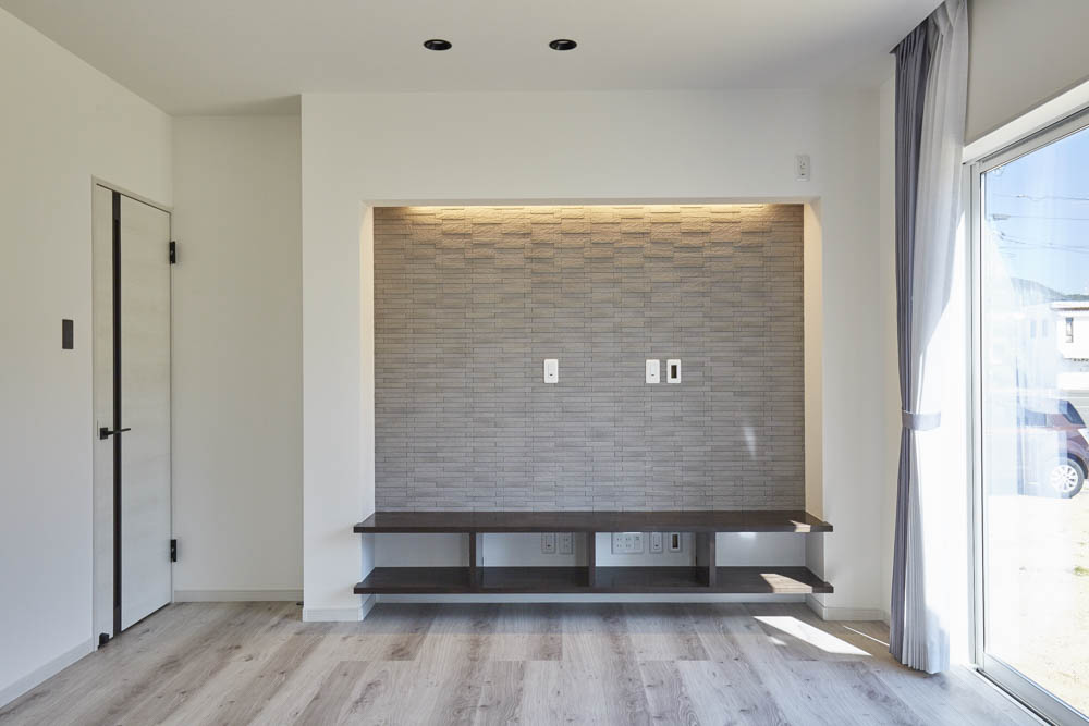 庭へのアプローチを楽しむ家