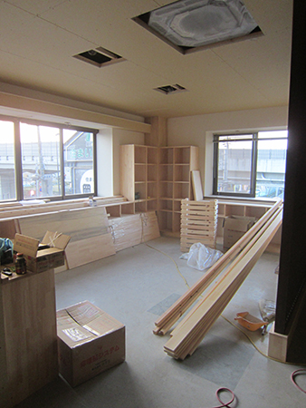 本社２Fショールーム改装中です。