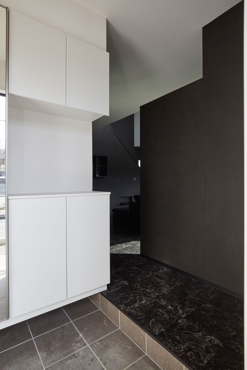 ご主人拘りの地下室のある家