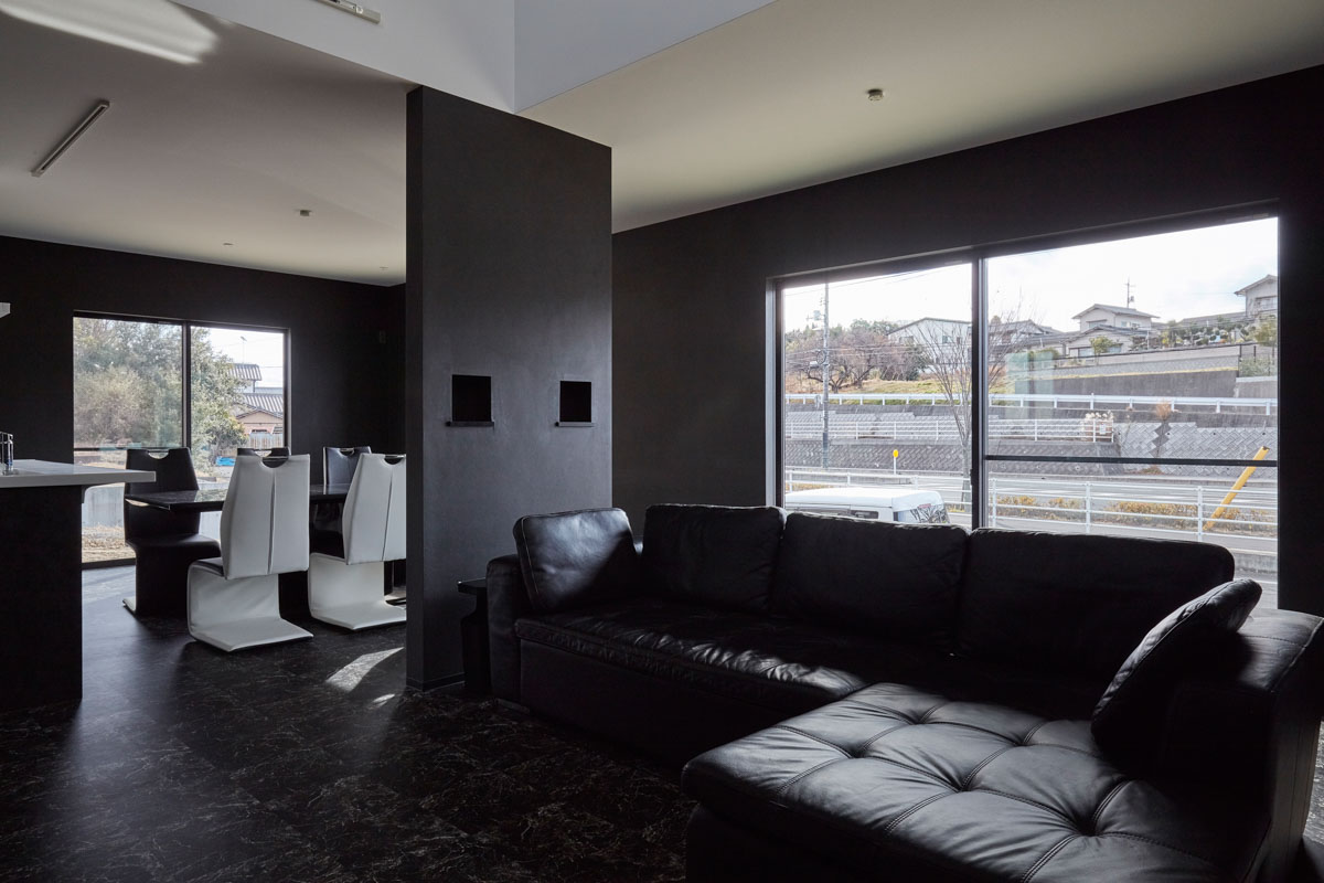 ご主人拘りの地下室のある家