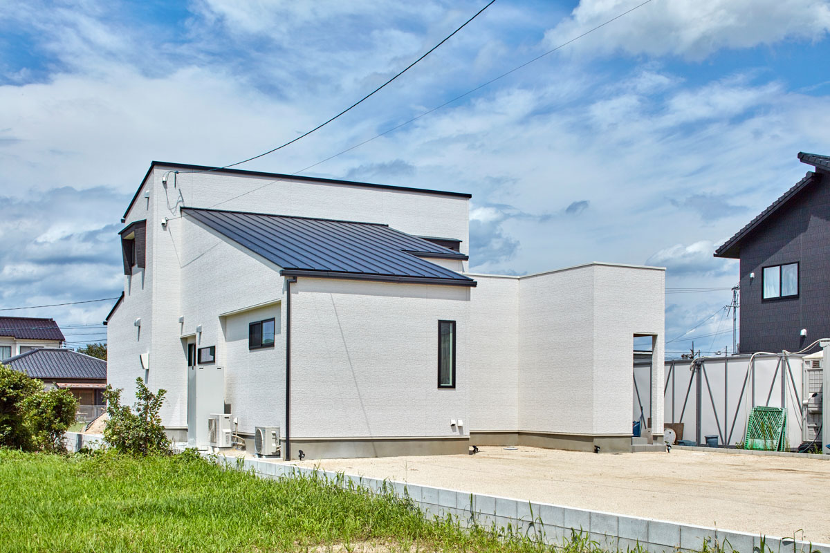 こだわりの水まわりと広々過ごす家