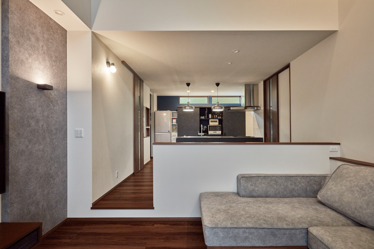 オーダーキッチンと暮らす半平家