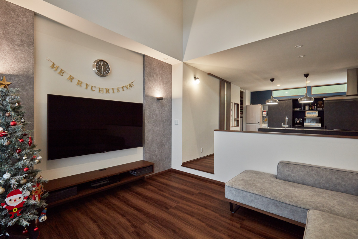 オーダーキッチンと暮らす半平家