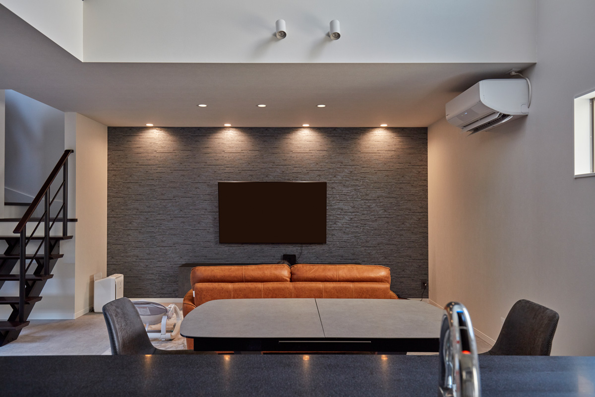 開放感溢れる中庭のある家