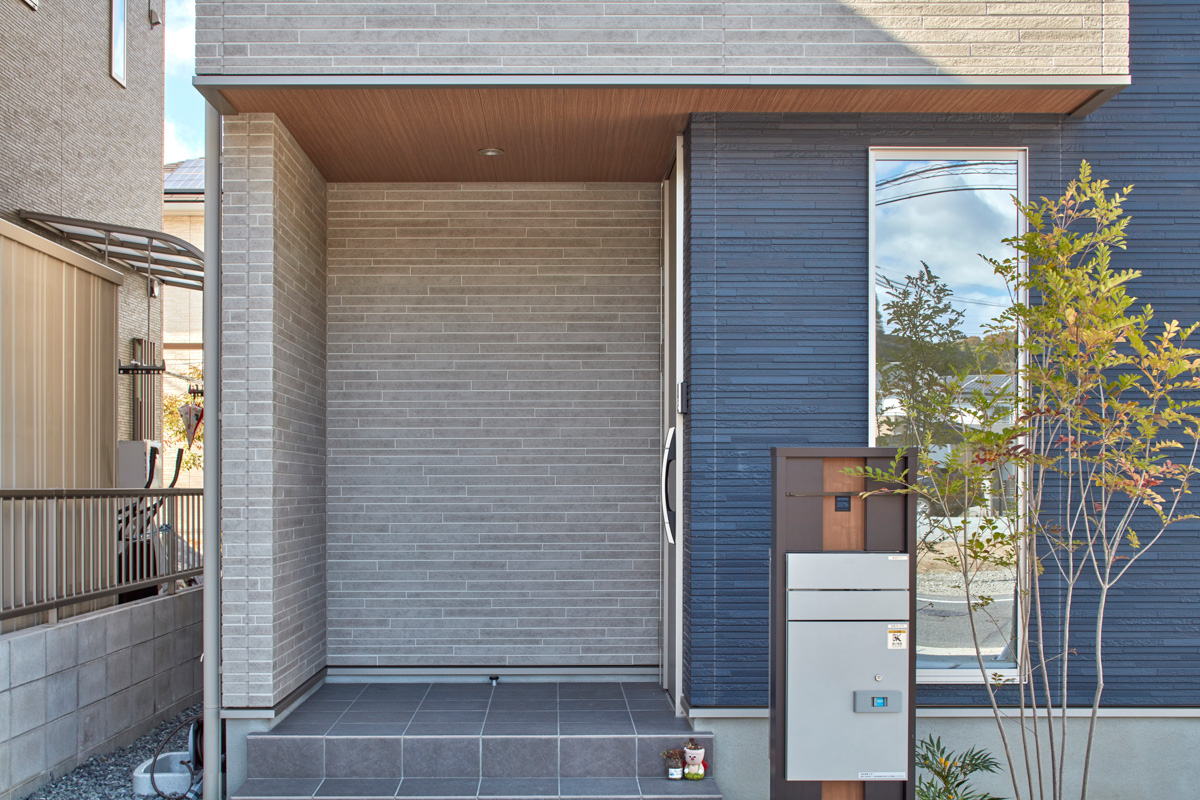 開放感溢れる中庭のある家