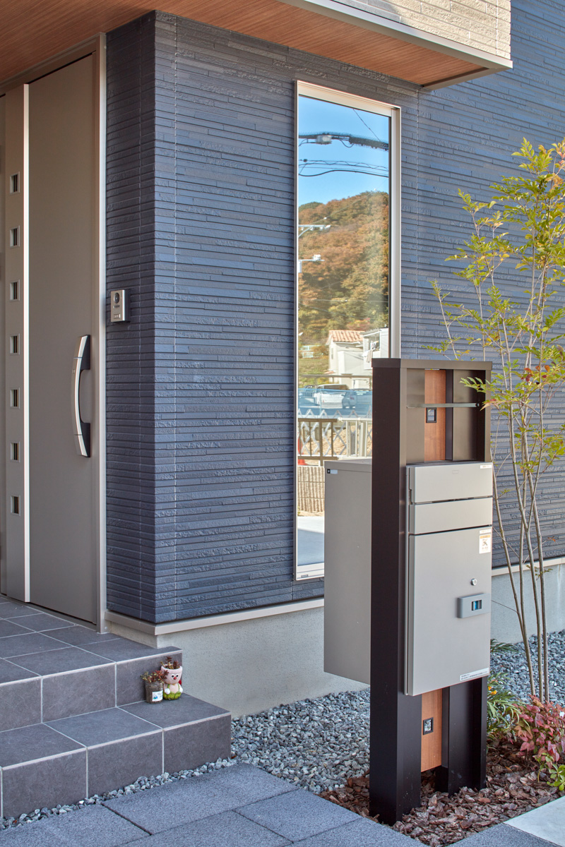 開放感溢れる中庭のある家