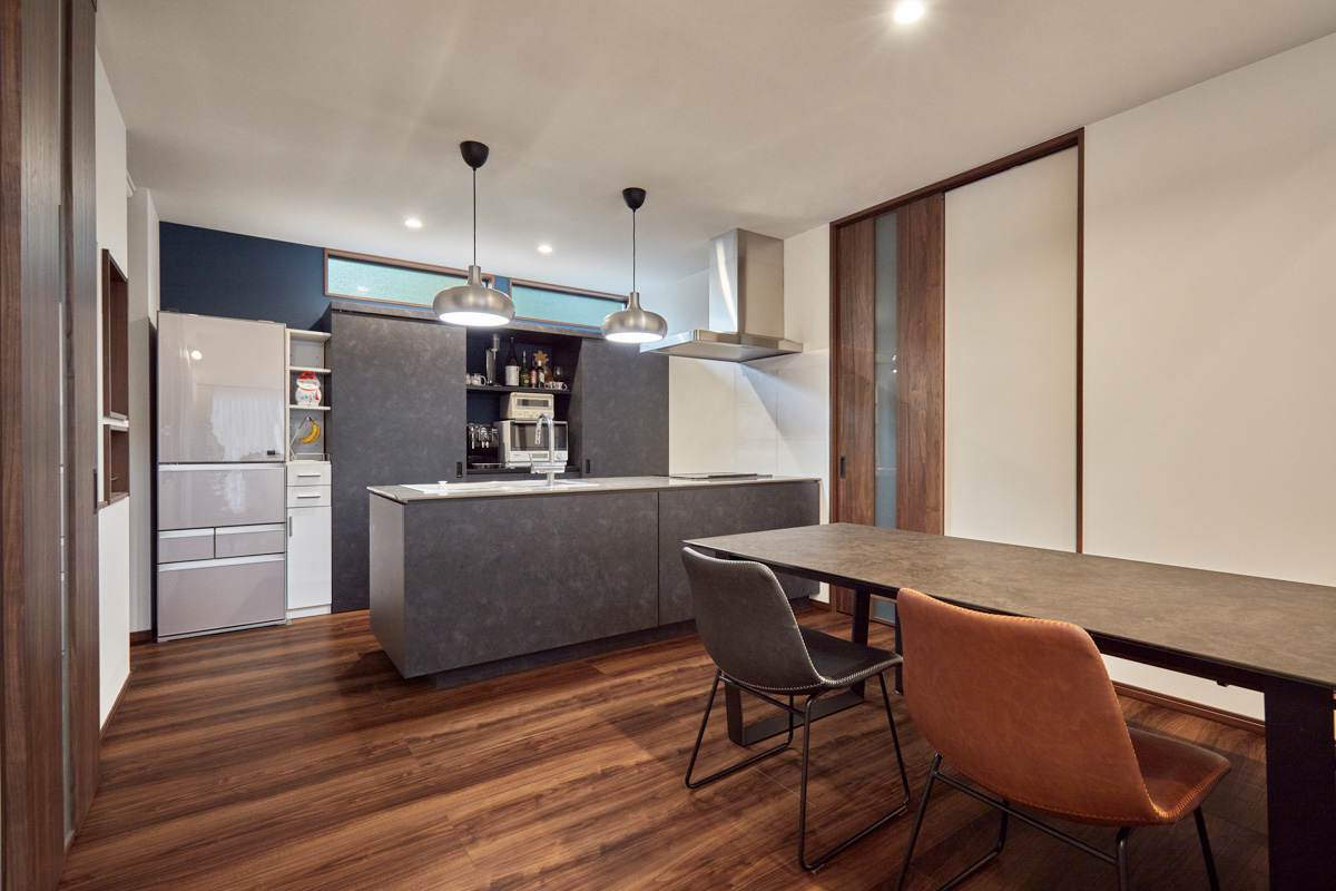 オーダーキッチンと暮らす半平家