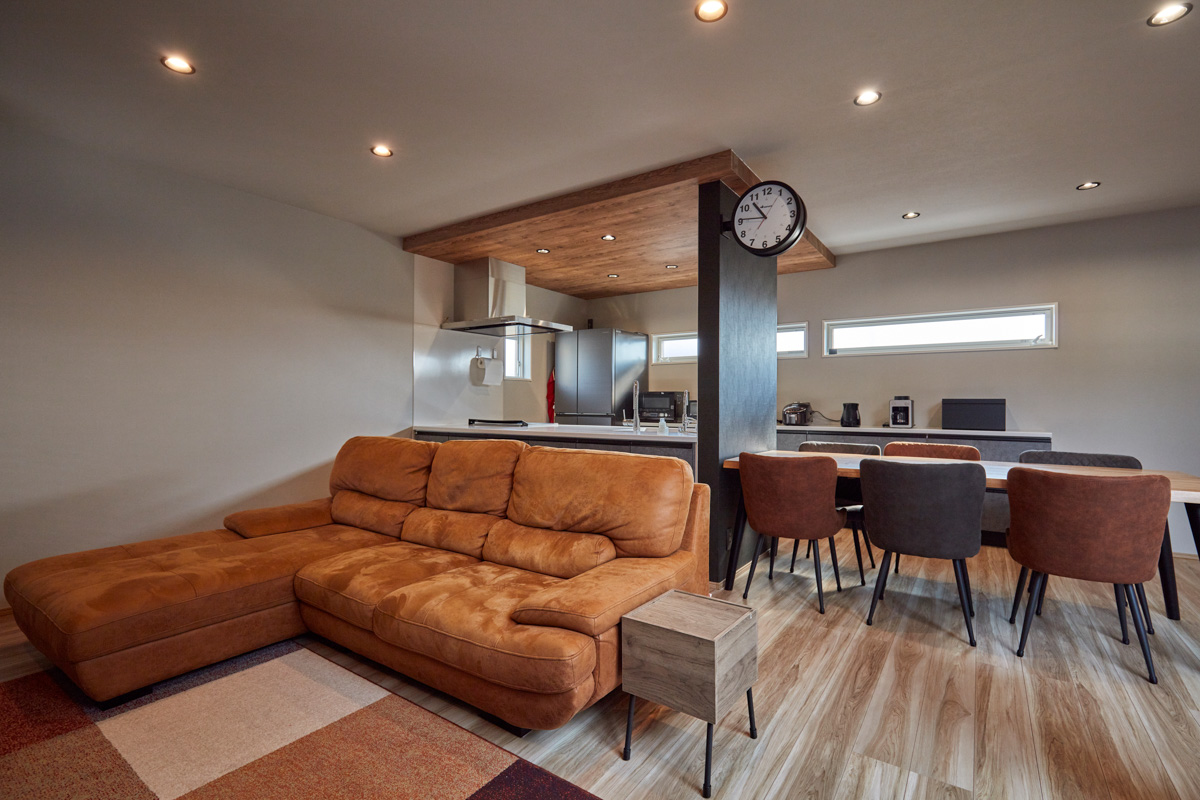 ラスティック・コートハウス