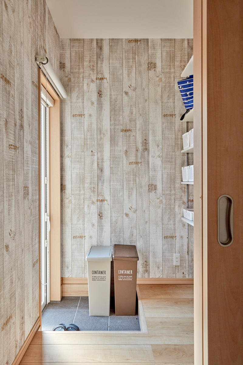 近代和風の入母屋の平屋