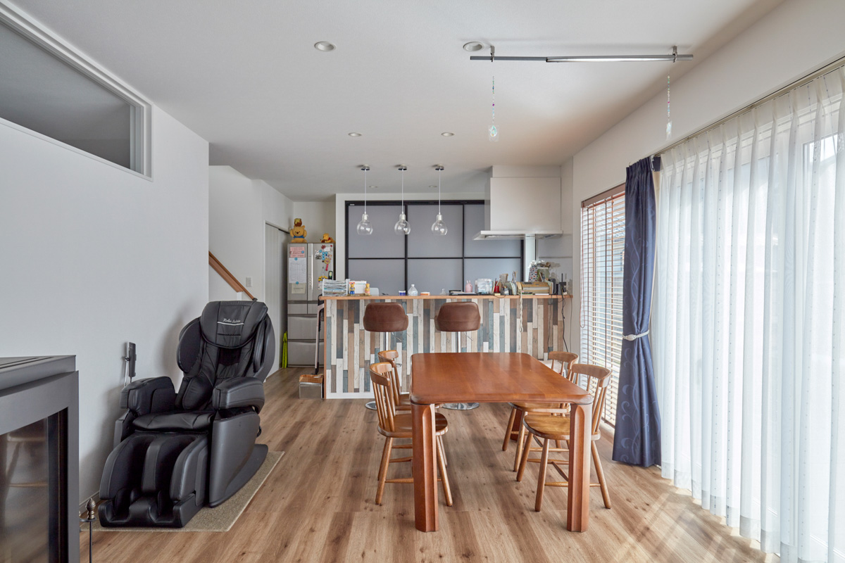 薪ストーブのある拘り満載の家