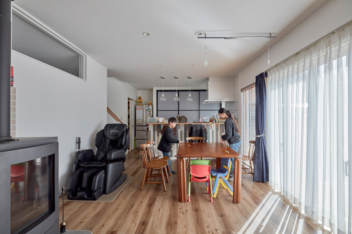 薪ストーブのある拘り満載の家