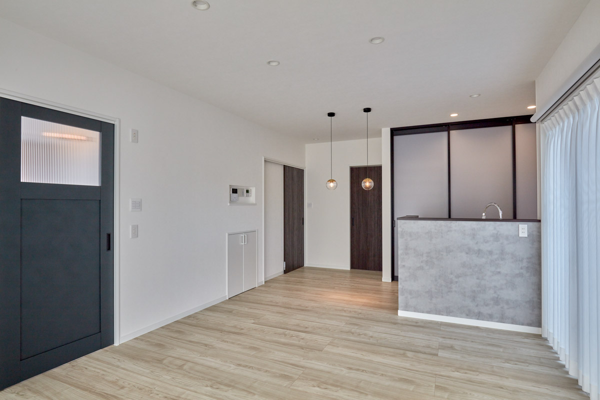 サンルームあり機能的お洒落ハウス