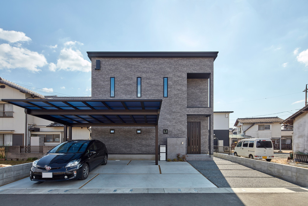 黒が映える！『シンプルだけどかっこいい家』