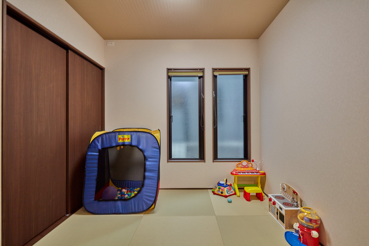 大容量収納と子育て動線の家