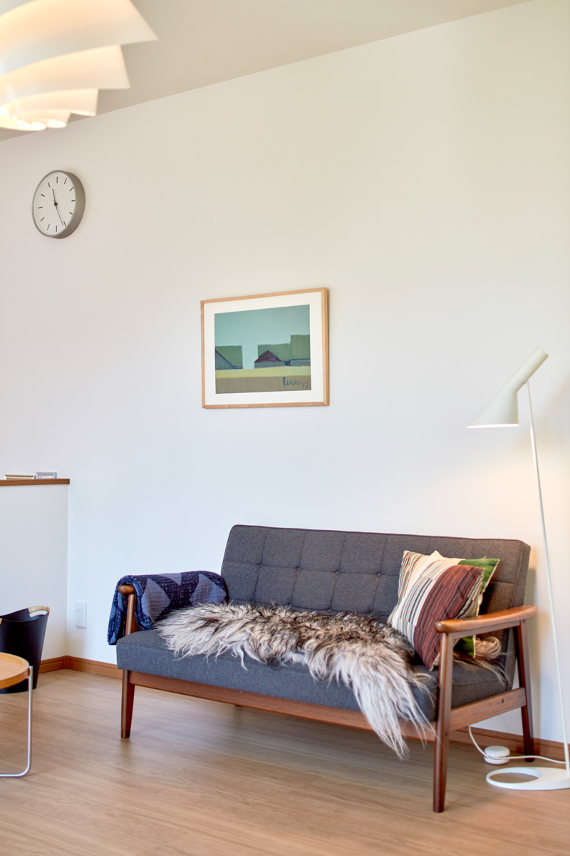 北欧家具と過ごす大屋根の家