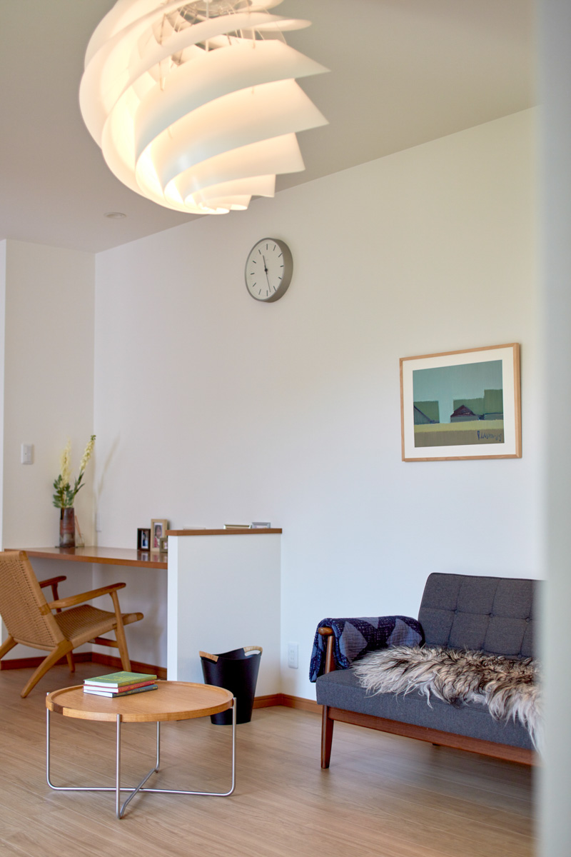 北欧家具と過ごす大屋根の家