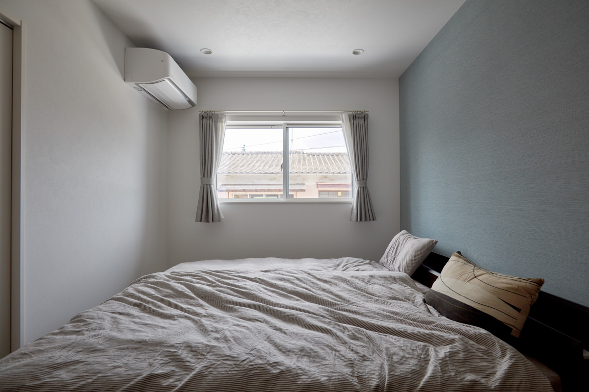 バイクガレージもある拘りの平屋