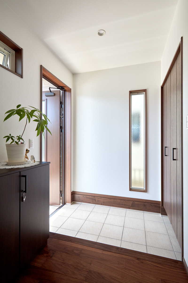 すべてが明るい家