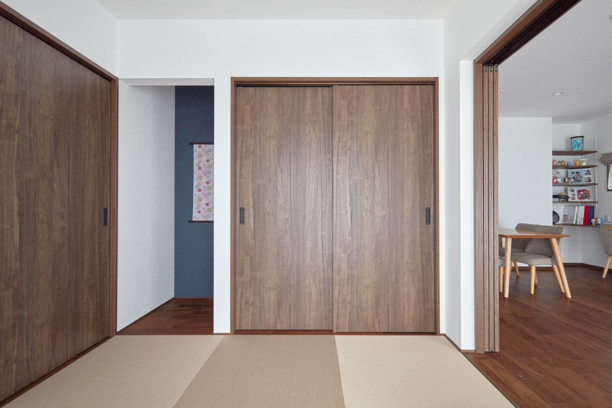 すべてが明るい家