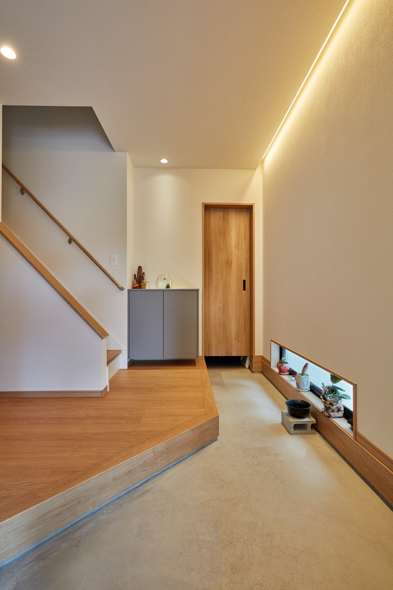 アプローチゲートのあるデザインハウス