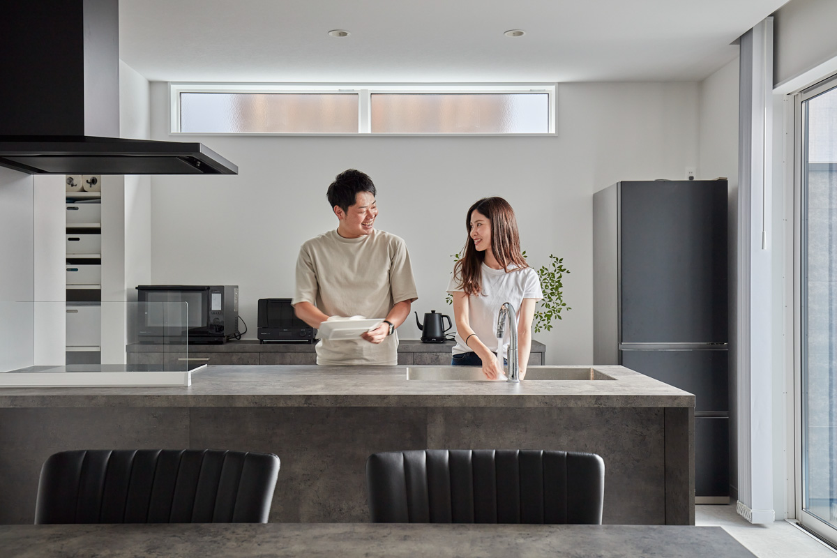 グレーイッシュモダンで寛ぎを