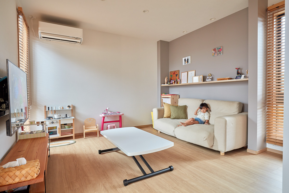 アプローチゲートのあるデザインハウス