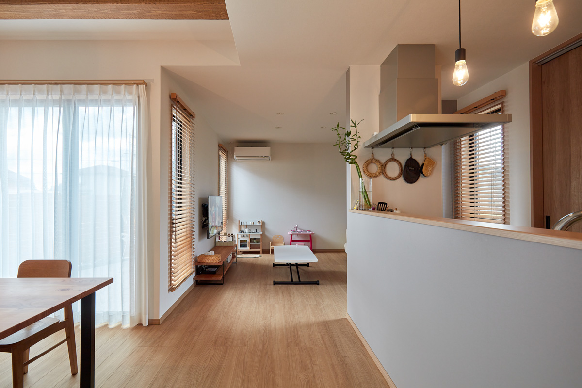 アプローチゲートのあるデザインハウス