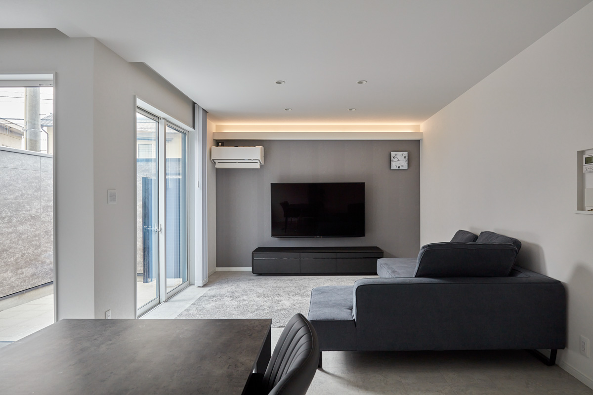 グレーイッシュモダンで寛ぎを