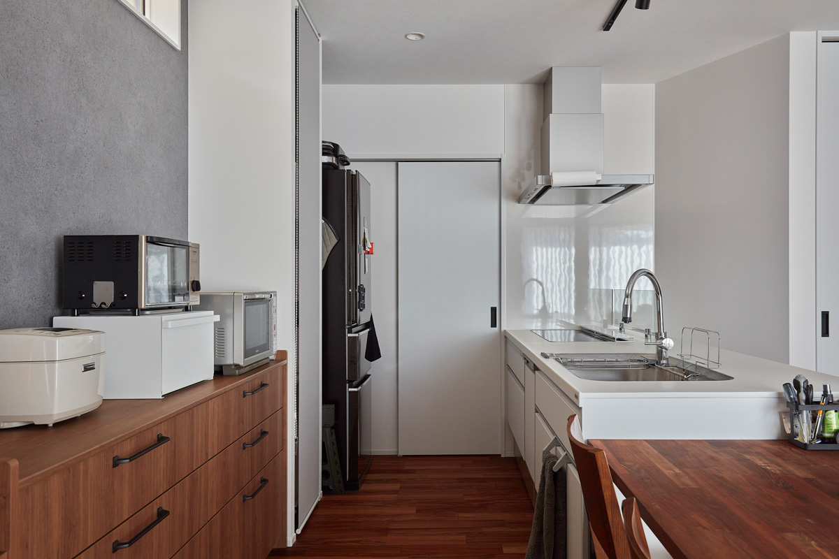 シンプルで生活動線を重視した家