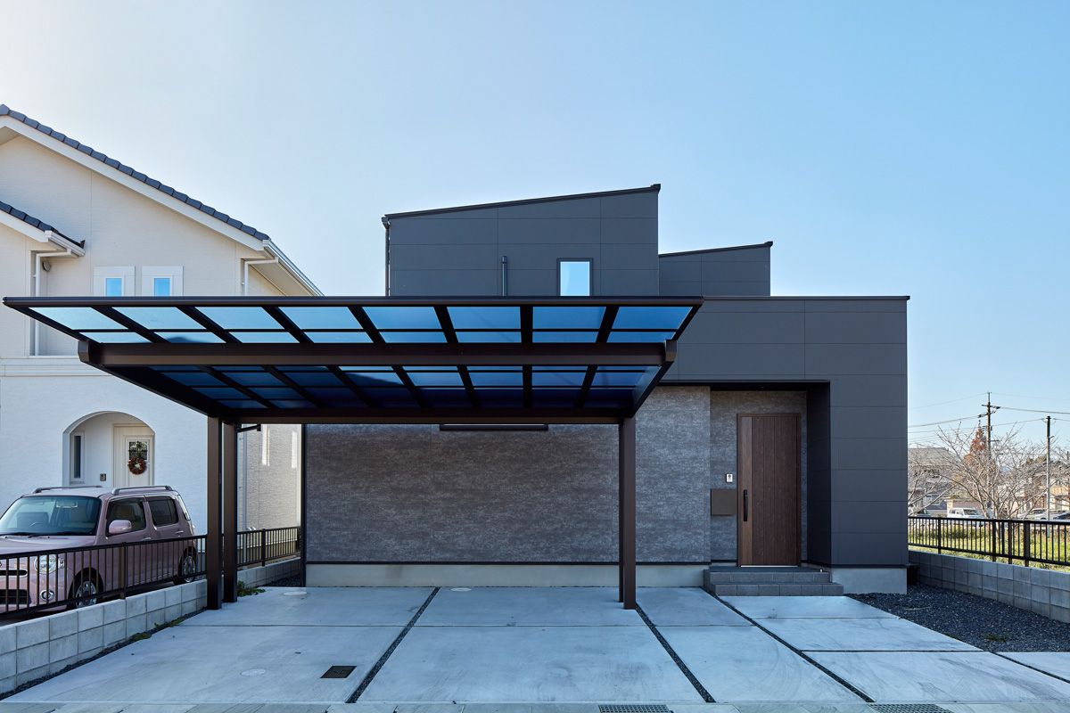 コートヤードのある家