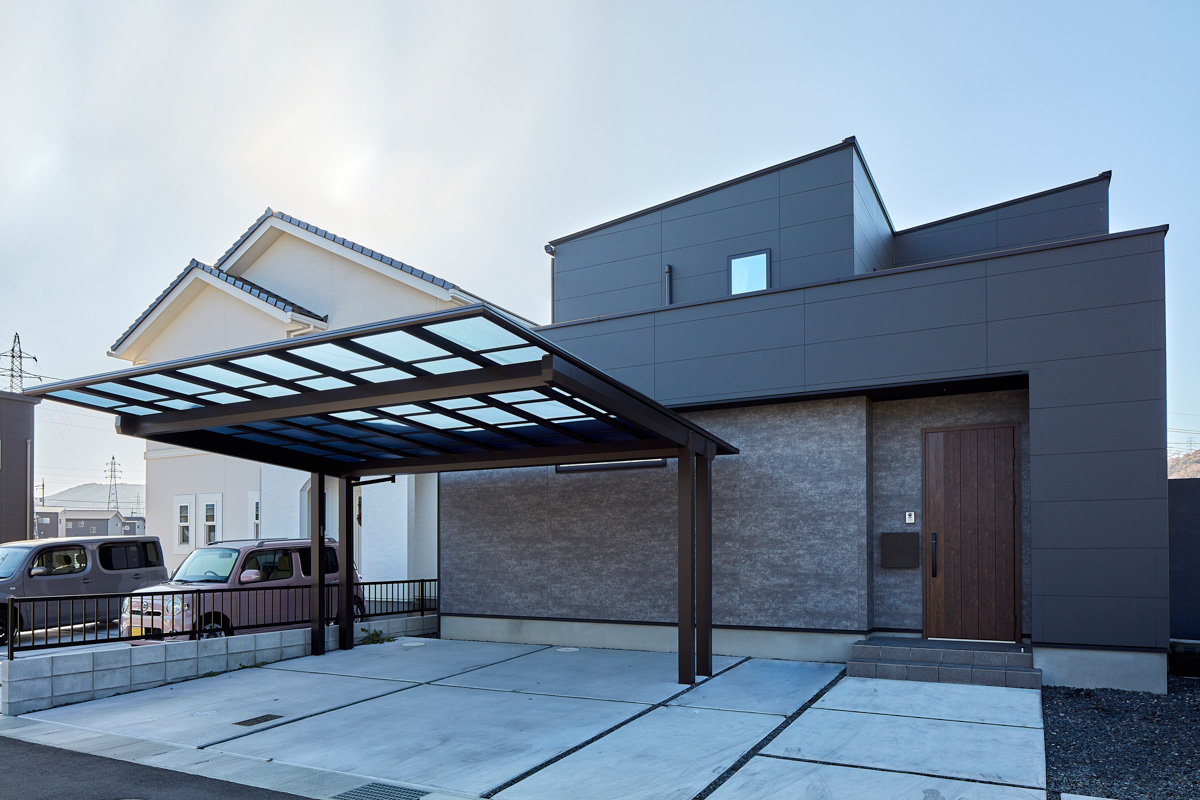 コートヤードのある家