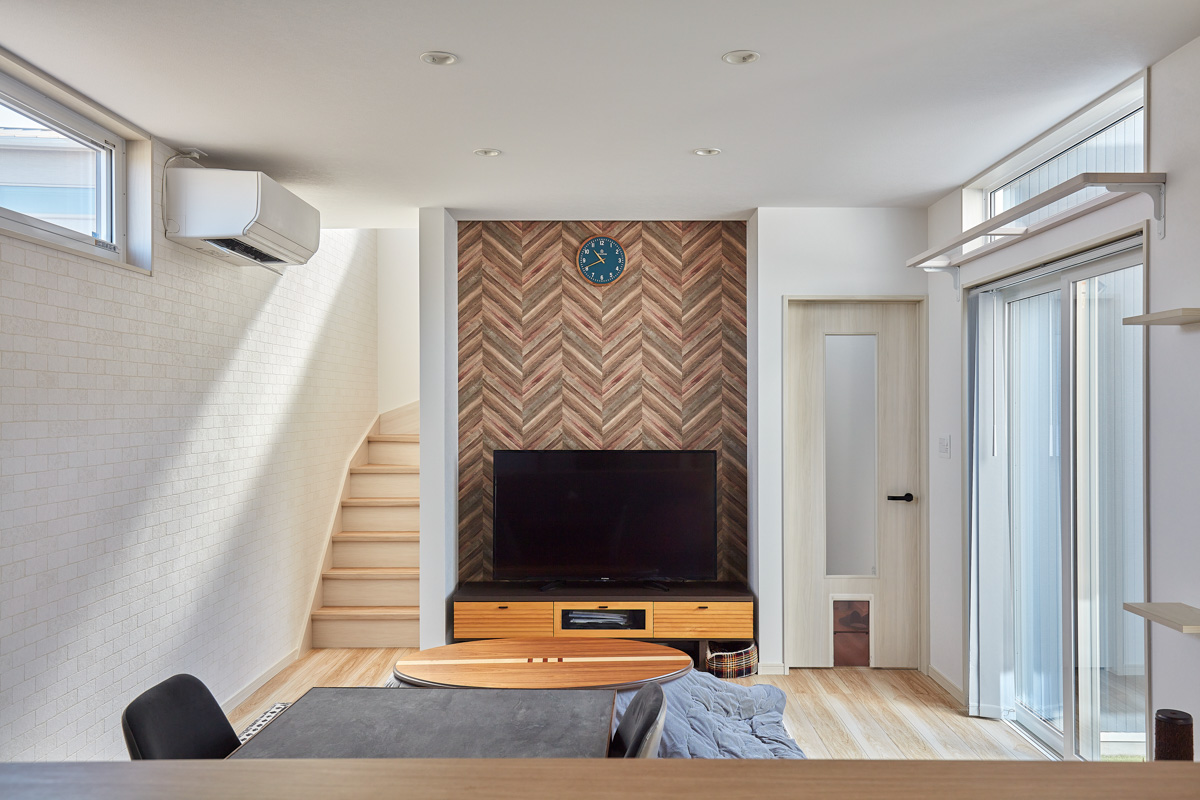 にゃんこと暮らす吹き抜けのある家