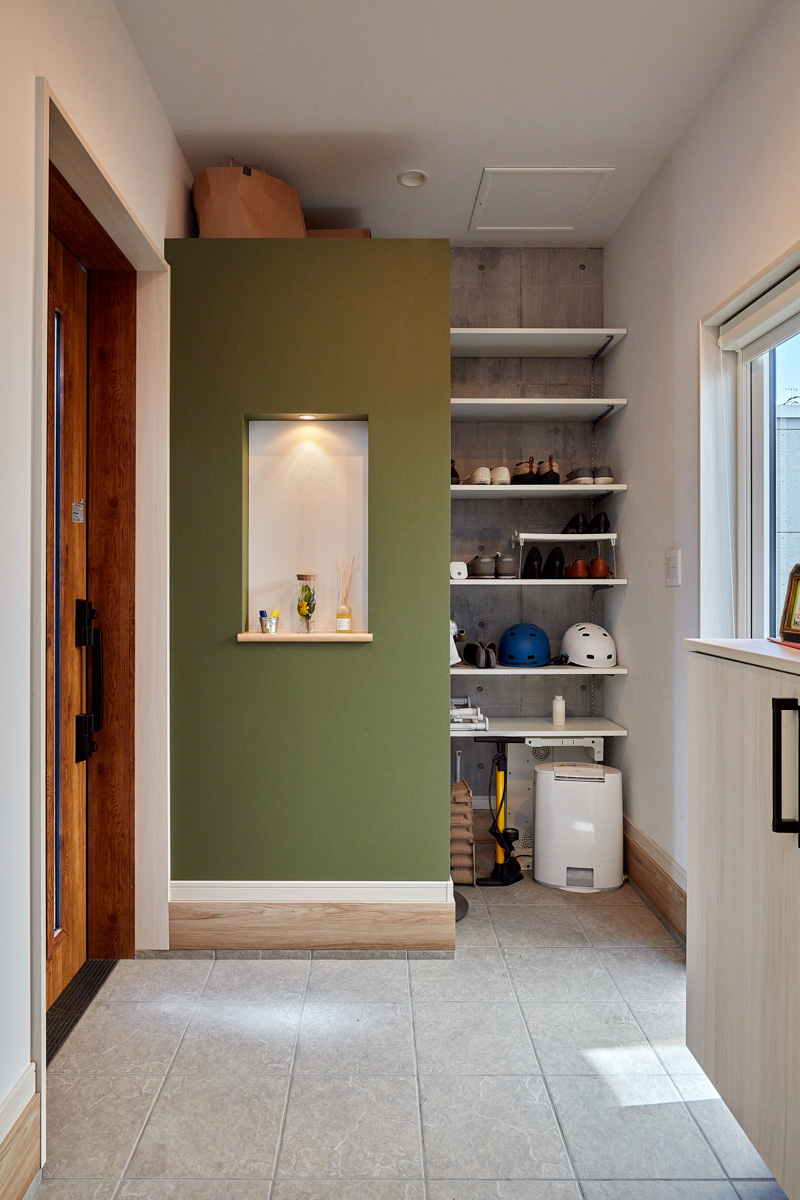 にゃんこと暮らす吹き抜けのある家