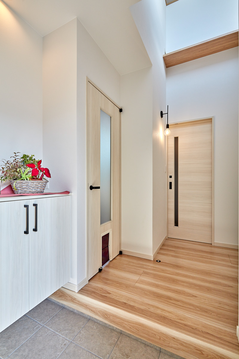 にゃんこと暮らす吹き抜けのある家