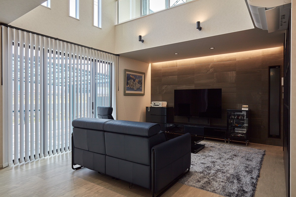 外観、内観で表情が変わる住宅