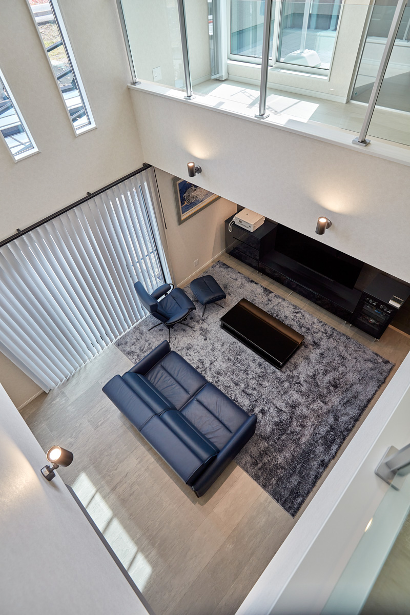 外観、内観で表情が変わる住宅